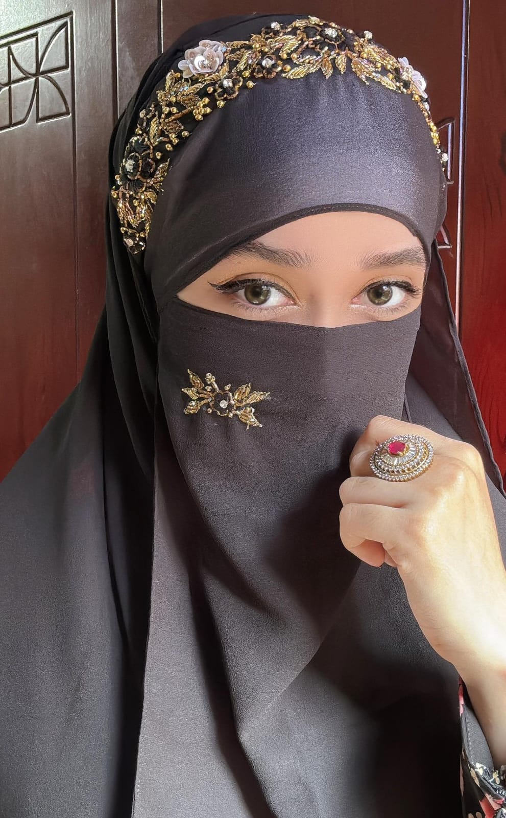 Niqub  Hijab