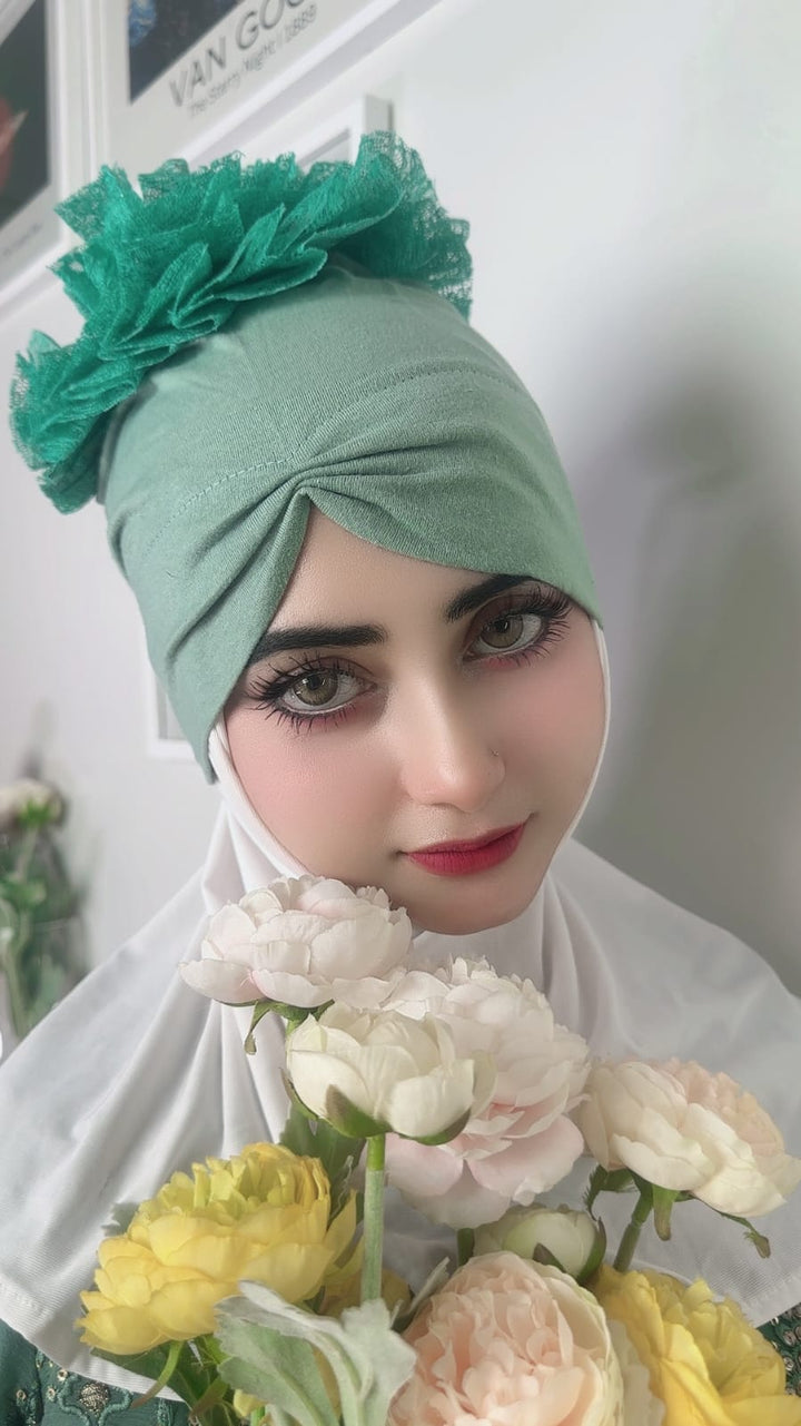 Crinkle Ruffle Bonnet Volumizer