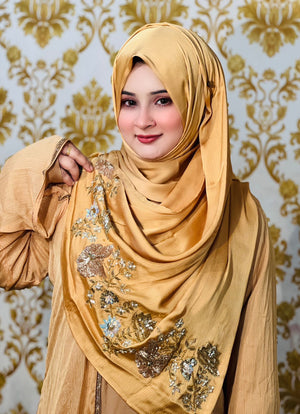 Golden color