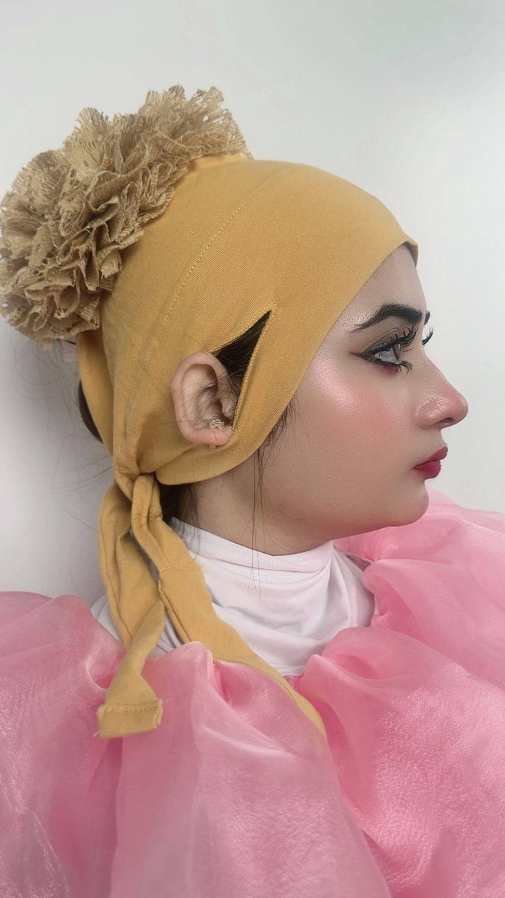 Ear Open Ruffle Bonnet Volumizer (Khopa)